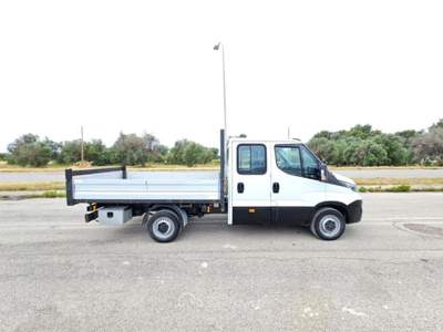 Iveco Daily 35S12 2.3 HPT PASSO 3450 RIBALTABILE TRILATERALE Bianco usata Maruggio