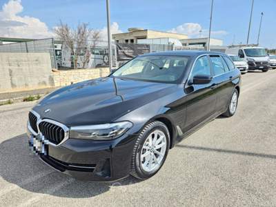BMW Serie 5 520d d MH48V Touring Business SW Nero usata Maruggio