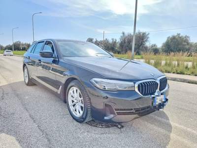 BMW Serie 5 520d d MH48V Touring Business SW Nero usata Maruggio
