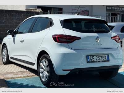 Renault Clio Clio Blue dCi 8V 85 CV 5p. Business Bianco usata Nardò