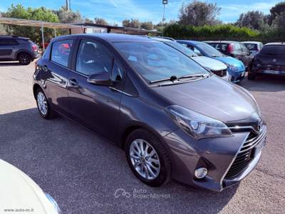 Toyota Yaris Yaris 1.4 D-4D 5p. Lounge Grigio usata San Michele Salentino