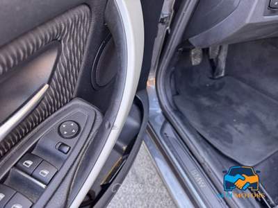 BMW Serie 3 325tds d Touring Business Advantage Grigio usata Roma