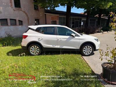 Seat Arona 1.0 ecotsi FR 95cv Bianco usata Treviso