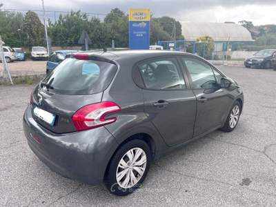 Peugeot 208 208 5p 1.4 vti 16v Access gpl 95cv Grigio usata Roma