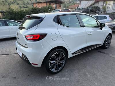Renault Clio Clio dCi 8V 90 CV S&S 5p. Energy Excite Bianco usata SANTA MARIA NUOVA