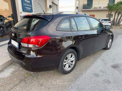 Chevrolet Cruze Diesel Station Wagon LT Marrone usata Monopoli