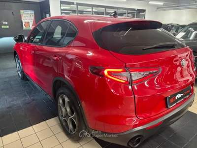 Alfa Romeo Stelvio AT8 RWD Sprint Rosso usata Torino
