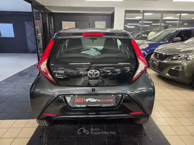 Toyota Aygo Connect 1.0 VVT-i 72 CV 5 porte x-cool Grigio usata Torino