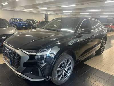 Audi Q8 286 CV quattro tiptronic Nero usata Torino