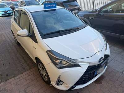 Toyota Yaris 1.5 Hybrid 5 porte Business Bianco usata Sesto San Giovanni