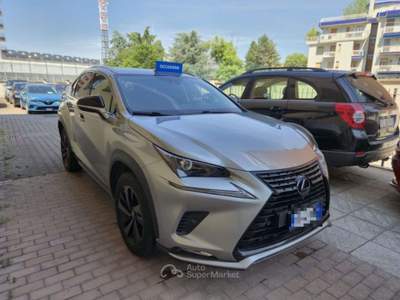 Lexus NX Hybrid 4WD Premium Grigio usata Sesto San Giovanni
