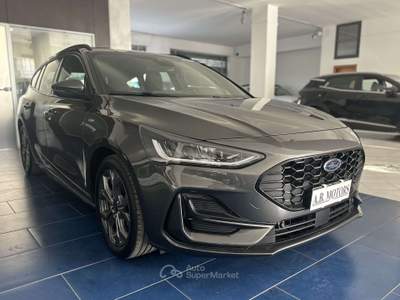 Ford Focus Focus V  SW 1.0  ST-Line Design 125cv powershift Grigio usata Montecorvino Pugliano