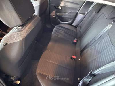 Peugeot 208 208 1.2 Puretech Active 75 cv Bianco usata Rossano Veneto