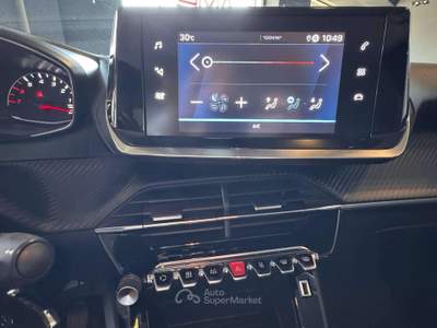 Peugeot 208 208 1.2 Puretech Active 75 cv Bianco usata Rossano Veneto