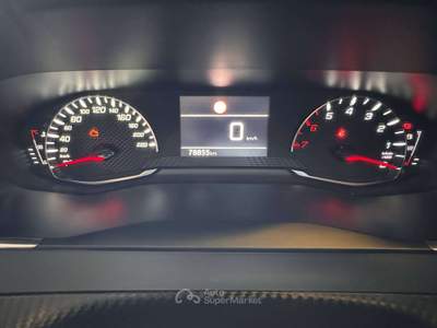 Peugeot 208 208 1.2 Puretech Active 75 cv Bianco usata Rossano Veneto