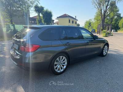 BMW Serie 3 318d 318d xDrive Touring Grigio usata TORINO