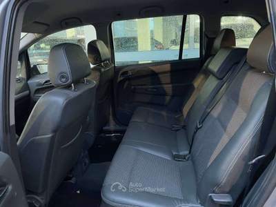 Opel Zafira Zafira II 2005 1.9 cdti Cosmo 120cv Grigio usata Cesano Maderno