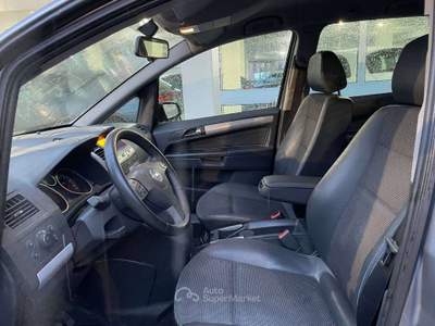 Opel Zafira Zafira II 2005 1.9 cdti Cosmo 120cv Grigio usata Cesano Maderno