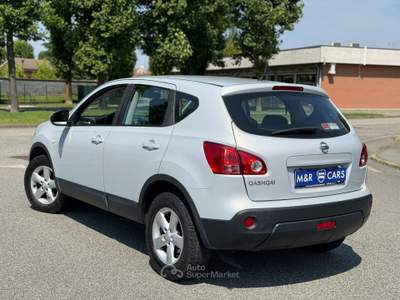 Nissan Qashqai 1.6 16V Benzina Tekna Grigio usata Caresanablot
