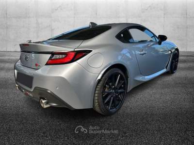 Toyota GR86 2.4 Premium Sport A/T Argento usata Pieve di Cento