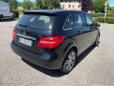 Mercedes-Benz Classe B B 180 Premium UNICO PROPRIETARIO Nero usata Casalgrande