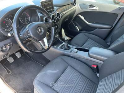 Mercedes-Benz Classe B B 180 Premium UNICO PROPRIETARIO Nero usata Casalgrande