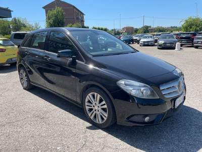 Mercedes-Benz Classe B B 180 Premium UNICO PROPRIETARIO Nero usata Casalgrande