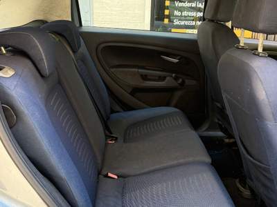 Fiat Grande Punto 75 CV 5 porte Grigio usata Bari
