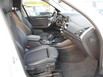 BMW X3 xDrive20D 190CV C.Auto/Navi/Xenon Bianco usata Corato