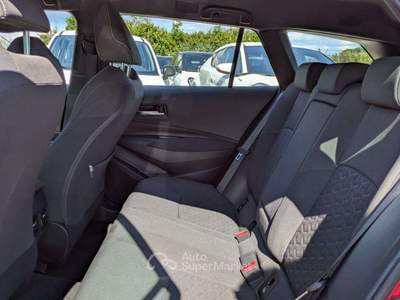Toyota Corolla Touring Sports 1.8h 122cv(98cv) Bianco usata Roma