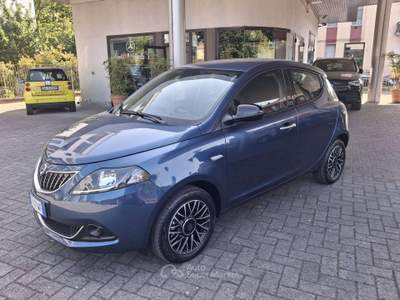 Lancia Ypsilon Ypsilon 1.0 firefly hybrid Platino Plus INTROVABILE !!! Blu/Azzurro usata Pavia