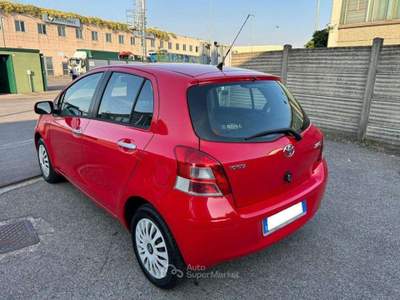 Toyota Yaris 1.0 5 porte Sol *OK NEOPATENTATI* *FINANZIABILE* Rosso usata San Giuliano Milanese
