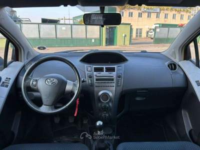Toyota Yaris 1.0 5 porte Sol *OK NEOPATENTATI* *FINANZIABILE* Rosso usata San Giuliano Milanese