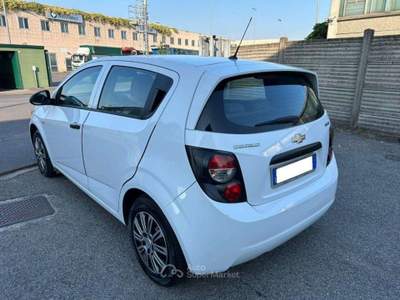 Chevrolet Aveo 1.2 86CV GPL 5 porte LS *OK NEOPATENTATI* Bianco usata San Giuliano Milanese