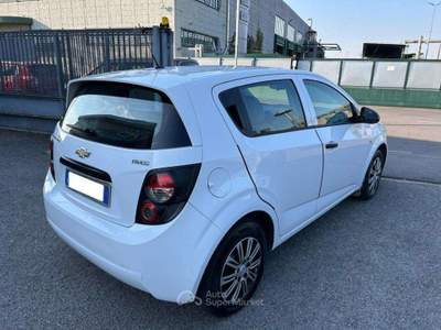 Chevrolet Aveo 1.2 86CV GPL 5 porte LS *OK NEOPATENTATI* Bianco usata San Giuliano Milanese