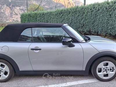 MINI Cooper Come nuovo, tenuta sempre in Garage, unico propretario Argento usata Bolzano