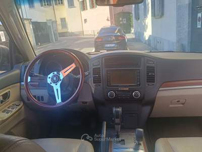 Mitsubishi Pajero Fuoristrada preparato per lunghi viaggi nel deserto Blu/Azzurro usata Como
