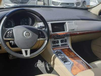 Jaguar XF Tenuta sempre in box non fumatore ottime condizioni Nero usata Genova