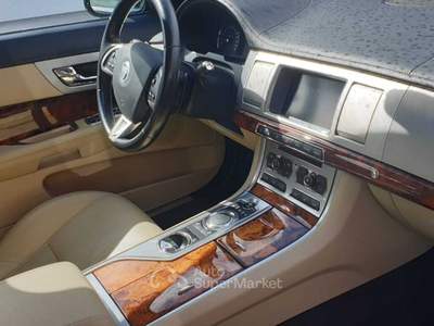 Jaguar XF Tenuta sempre in box non fumatore ottime condizioni Nero usata Genova