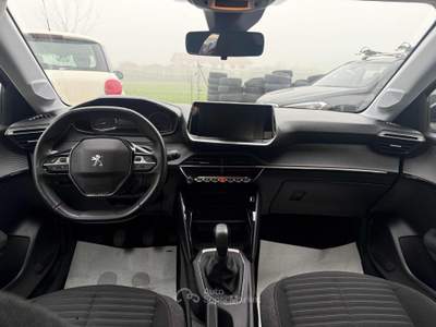 Peugeot 208 PureTech 75 Stop&Start 5 porte Active Giallo usata Venezia