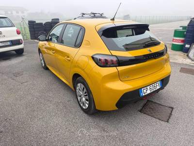 Peugeot 208 PureTech 75 Stop&Start 5 porte Active Giallo usata Venezia