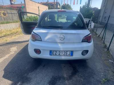 Opel Adam vettura per neo patentati usata Casarile