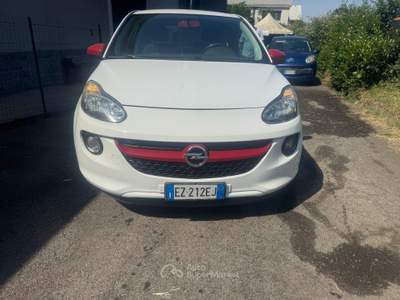Opel Adam vettura per neo patentati usata Casarile