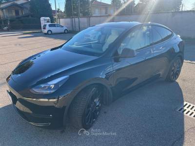 Tesla Model Y Autopilot Avanzato di serie Nero usata Busto Garolfo