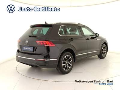 Volkswagen Tiguan 2.0 tdi life 122cv Nero usata Bari