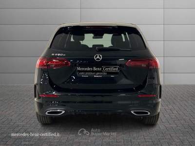 Mercedes-Benz Classe B 250 e Plug-In-Hybrid Digital Edition Speedshift DCT AMG 8G Nero usata Brescia