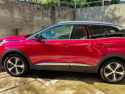 Peugeot 3008 Sempre in box,unico proprietario,non fumatore,mai incidentata Rosso usata Bruino
