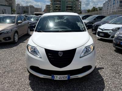 Lancia Ypsilon Unicoproprietario Bianco usata Barletta