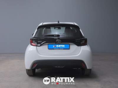 Toyota Yaris yaris 1.5h active Bianco usata Barzago