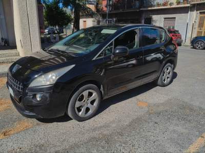 Peugeot 3008 Auto perfetta motore 140.000km Nero usata Catania